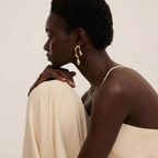 Brinco Orgânico Dourado de Gota | Banho Ouro 24K Premium Antialérgico | Design Fluido e Único