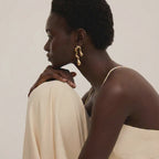 Brinco Orgânico Dourado de Gota | Banho Ouro 24K Premium Antialérgico | Design Fluido e Único